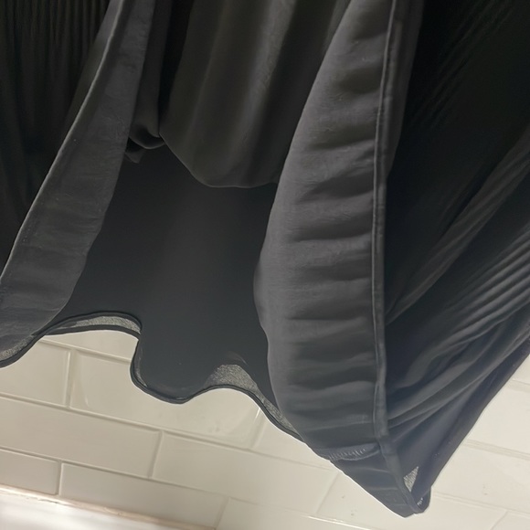 Zara NEW with Tags Black pleated Lace top - Picture 5 of 9